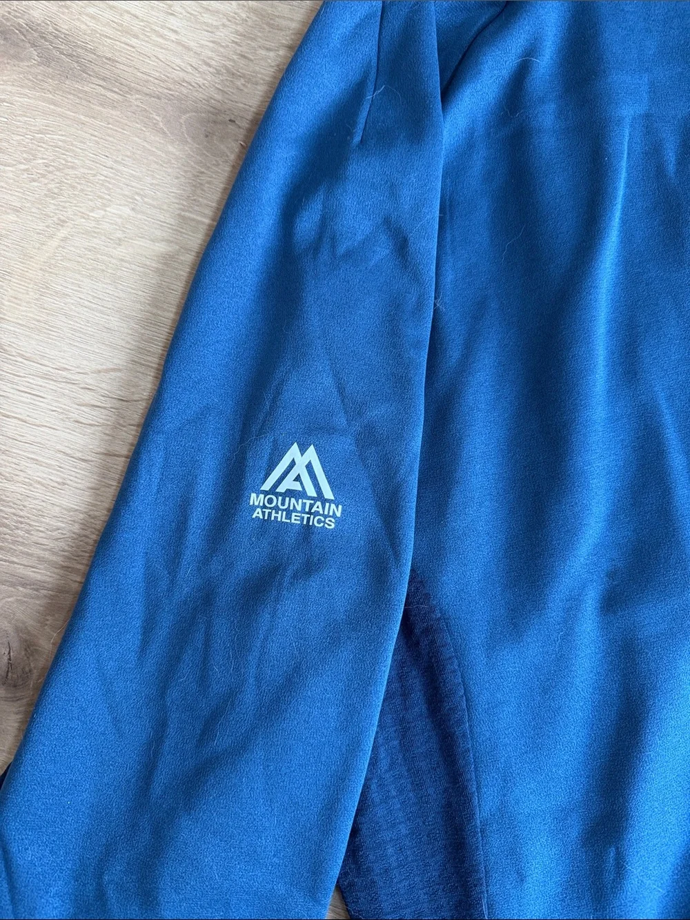 The North Face Men's Navy and Royal Blue Hooded Zip Pullover